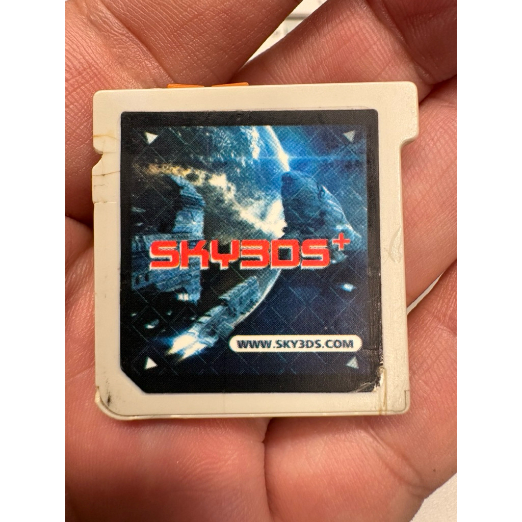 Sky3ds+ ปุ่มส้ม มือสอง พร้อมเมม32GB มีเกมในเมม ทำให้เล่น 3ds แบบไม่ต้องแปลง
