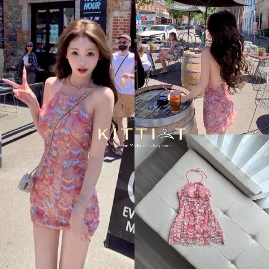 KITTI -T Dress  เดรสลายสวยๆ ตัวชุดเป็นผ้ากริตเตอร์ ช่วงคอมีสายคล้องคอ ด้านหลังเปิดเว้า(กลางหลัง)