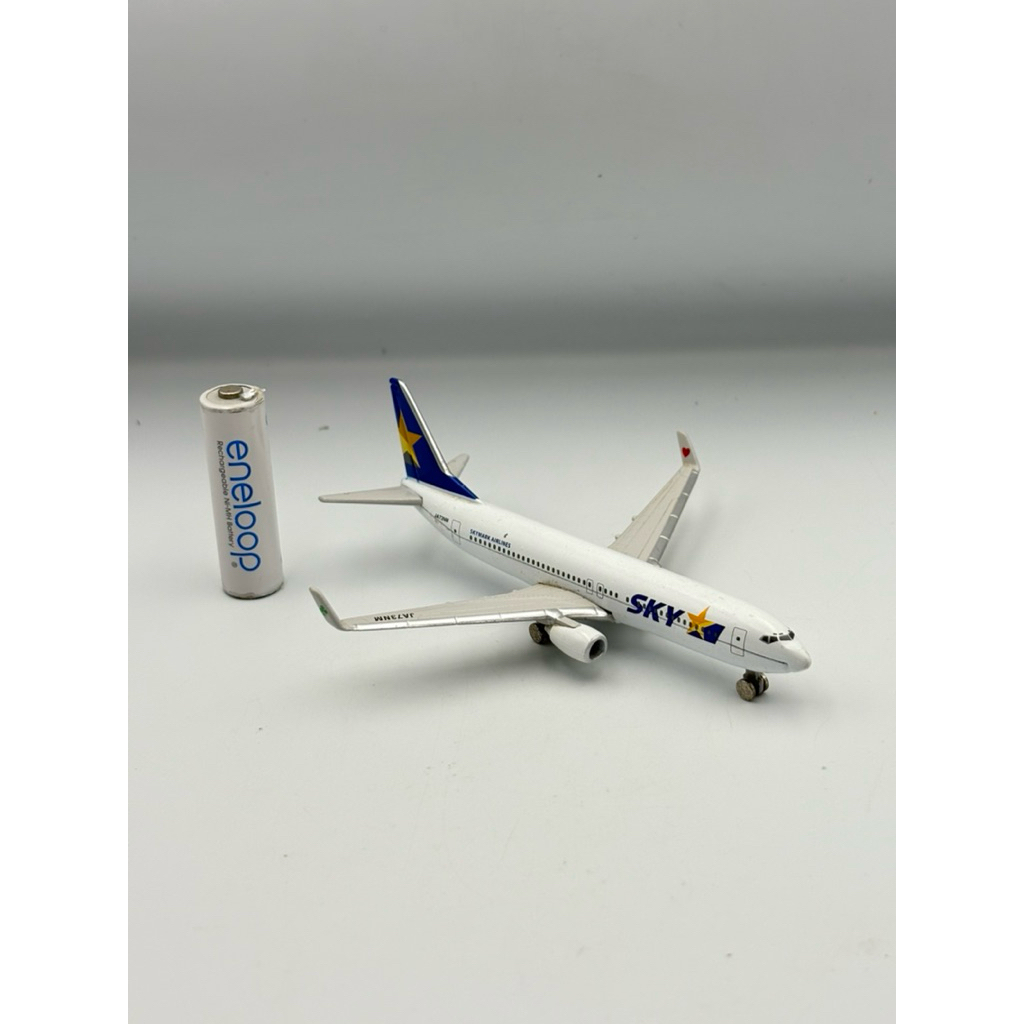 โมเดลเครื่องบิน SKYMARK BOEING 737-800 model plane