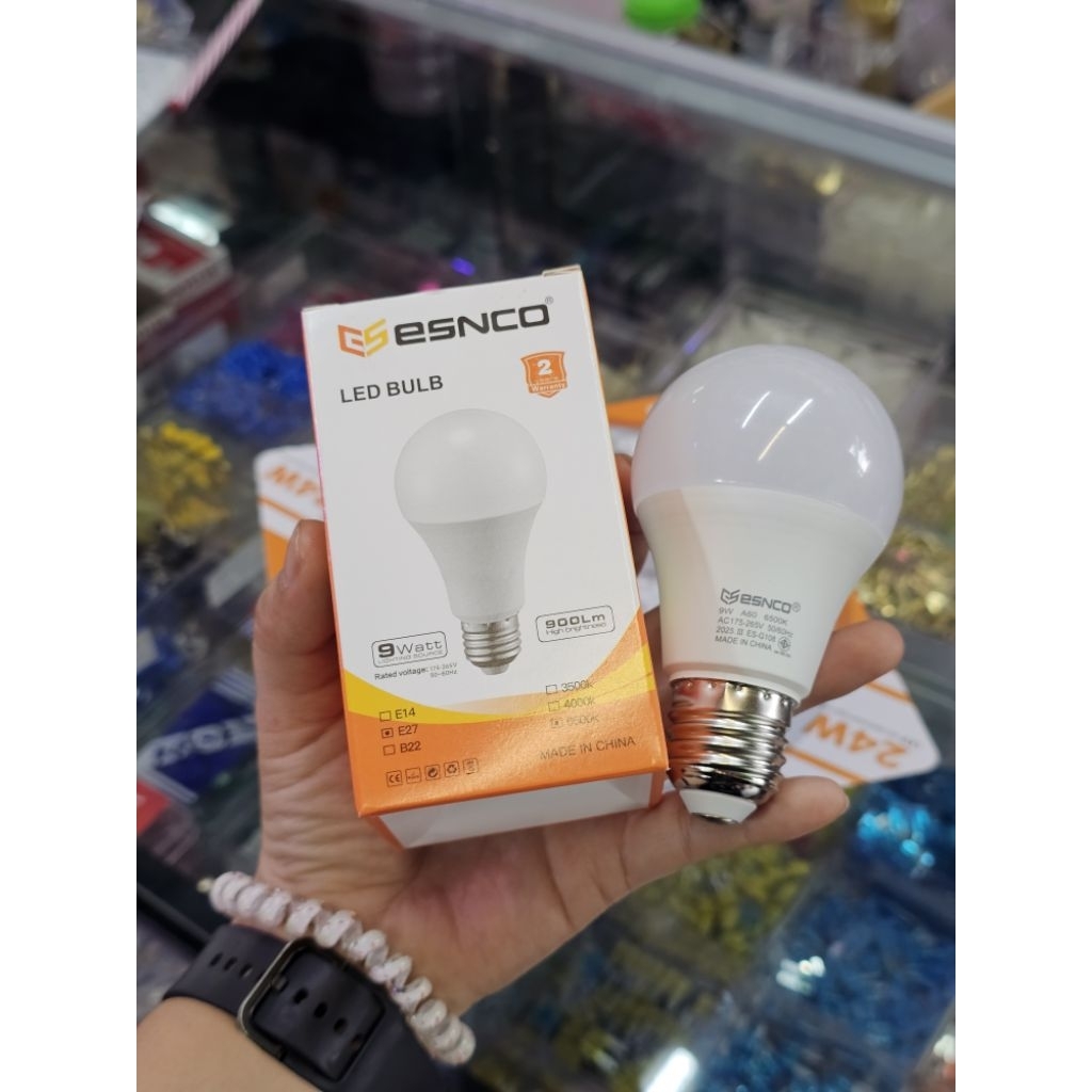 หลอดบัพ LED 9 วัตต์ แสงขาว esnco