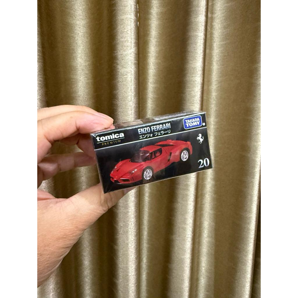 Tomica Premium No.20 Ferrari ENZO