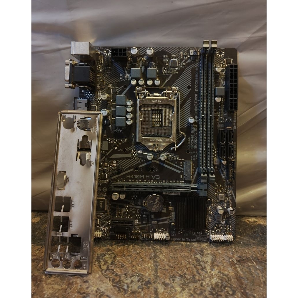 เมนบอร์ด intel Gen10 Gigabyte H410M H V3