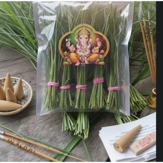 หญ้าแพรก ใบทุระวา(หญ้าแพรก) หญ้าแพรกมงคลถวายพระพิฆเนศ พร้อมกำยานและธูปโชคลาภมีตัวเลข ตัดสดตามทำสั่งซื้อ
