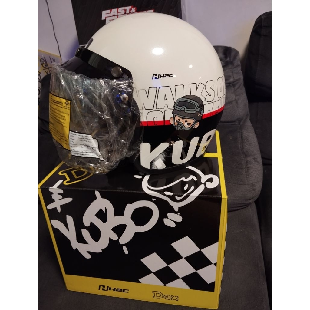หมวกกันน็อค H2C x KUBO SPACE แบบครี่งใบ  ขนาดM 60CM.