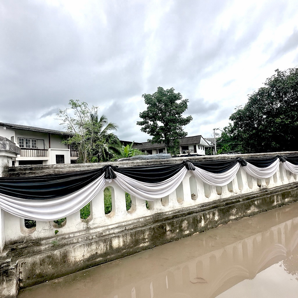 พร้อมส่ง ผ้าเมตรผูกประดับรั้ว ขายเป็นเมตรตัดความยาวตามสั้ง กดความยาวตามต้องการ