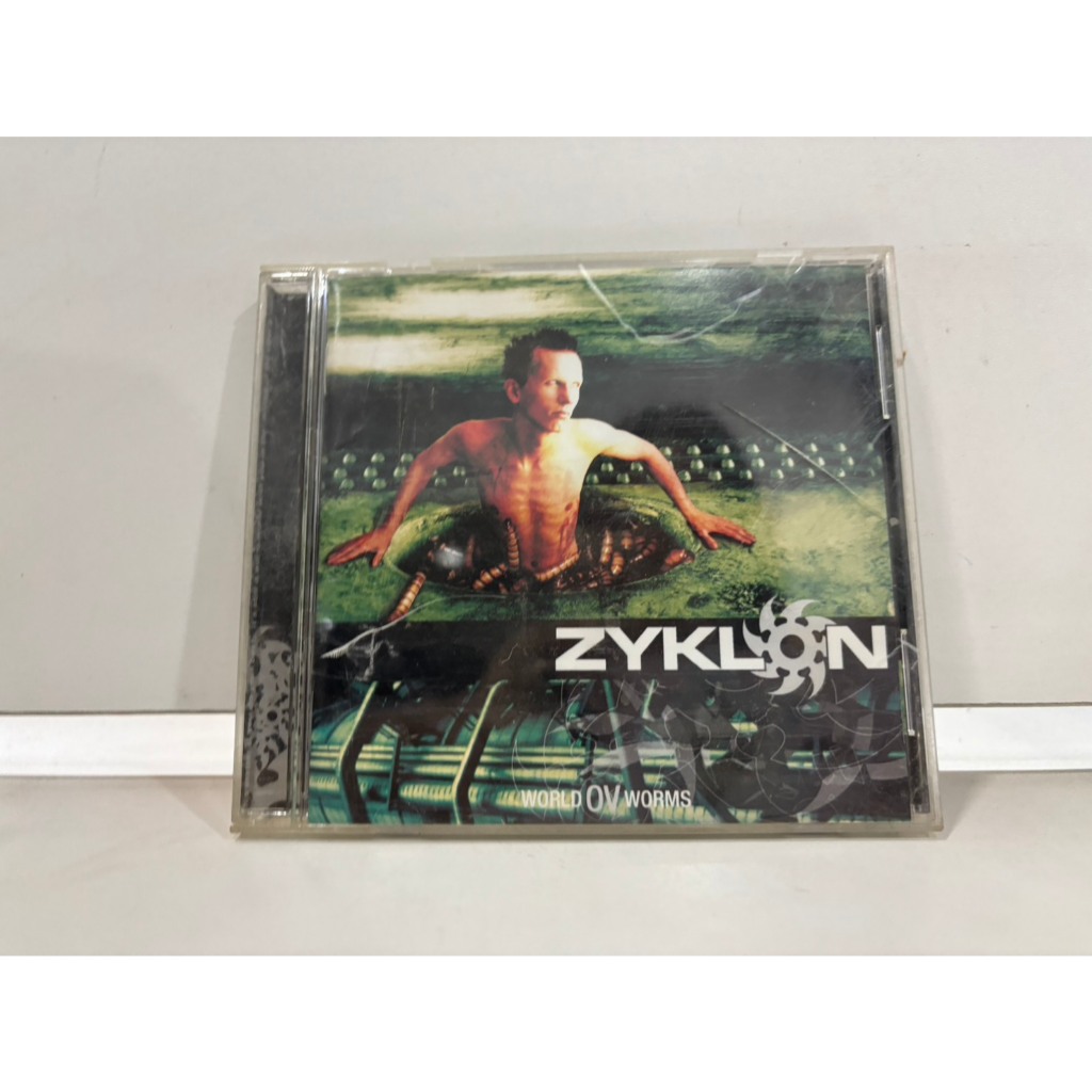 1 CD MUSIC  ซีดีเพลงสากล     ZYKLON WORLD OV WORMS    (M1F75)