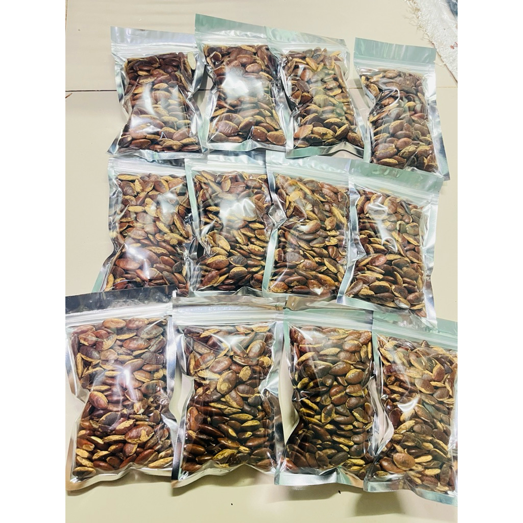 กะบกคั่ว พร้อมทาน (อัลมอนด์ อีสาน) 3ห่อ 100 บาท