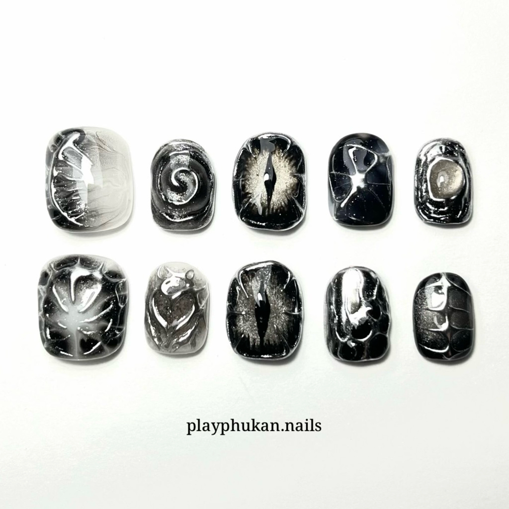 Playphukan Nails เล็บปลอม Black Y2K งาน Handmade เเท้ 100% มีอุปกรณ์พร้อมติด เเถมกาวน้ำ ตะไบ แผ่นแอลกอฮอล์ ไม้ดันหนัง