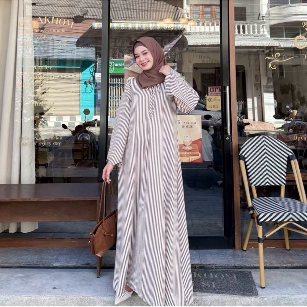 Dana dress ชุดเดรสสไตล์อาบาย่าซิปหน้าอก