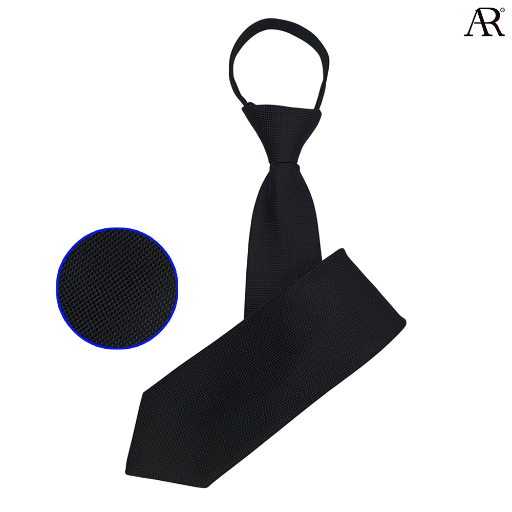 ANGELINO RUFOLO Zipper Tie7.5 CM.(NZMS-พื้นทอ043) เนคไทสำเร็จรูป ผ้าไหมทออิตาลี่คุณภาพเยี่ยม ดีไซน์ Plain สีดำ