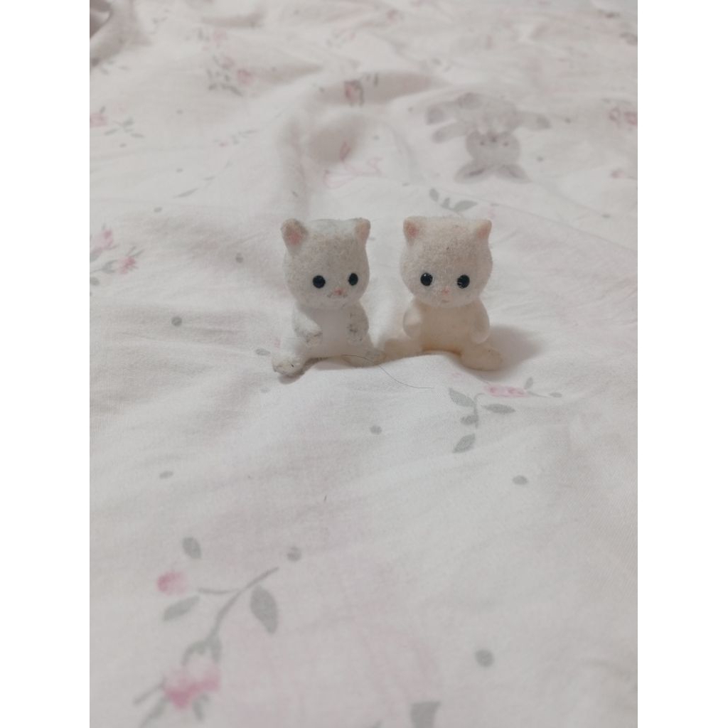 เบบี้นั่งแมวขาวมือสอง Sylvanian families