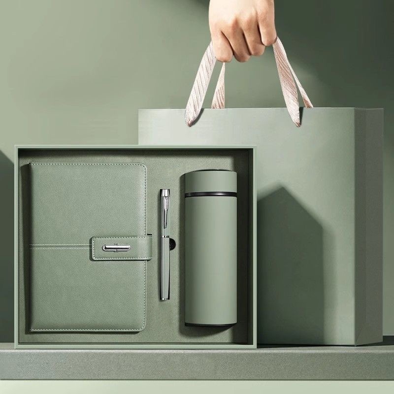 ชุดของขวัญธุรกิจ ไดอารี่+ปากกา (และกระบอกน้ำ เฉพาะรุ่น L)พร้อมกล่องและถุงหิ้ว ชุดของขวัญของแจกผู้ใหญ่ ผู้บริหาร นักธุรกิ