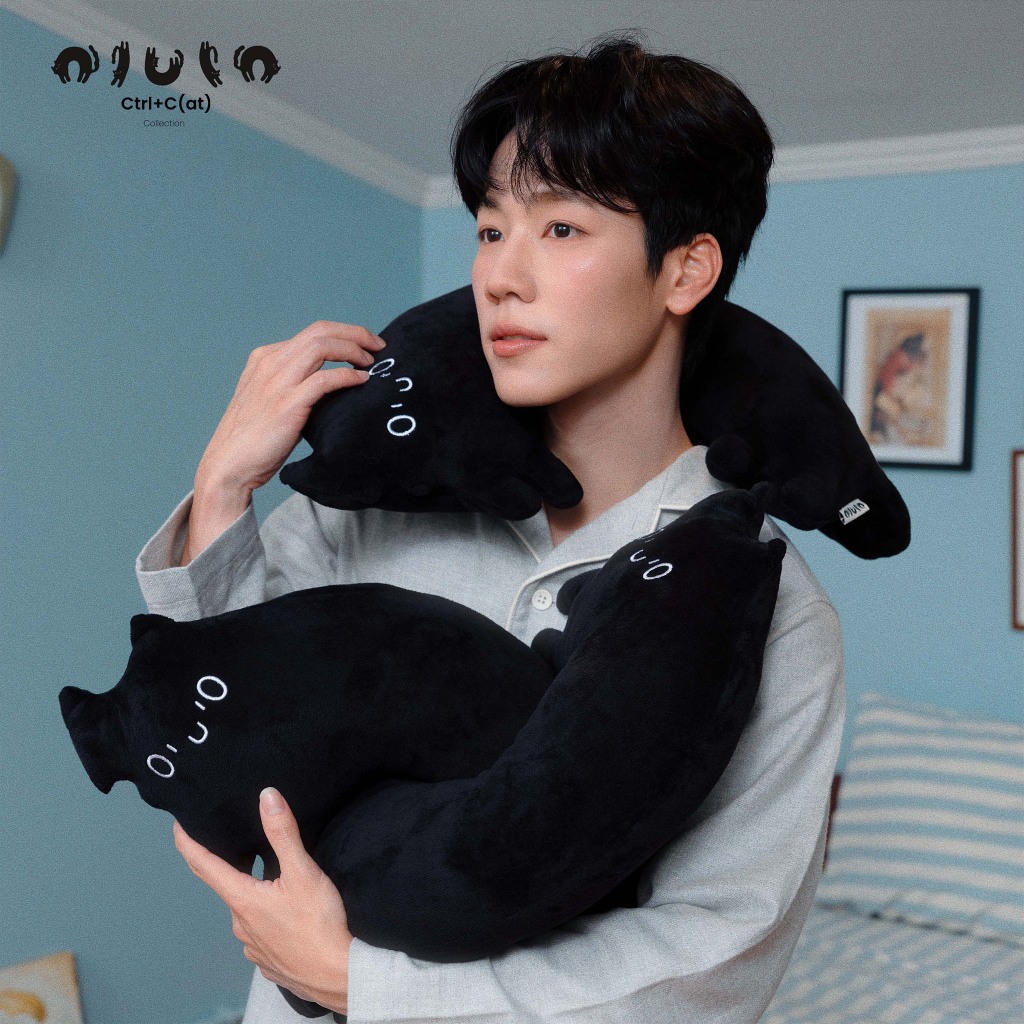 olulo Ctrl+C(at) - Pillow Koo cat หมอนน้องเหมียวขู่ สีดำ