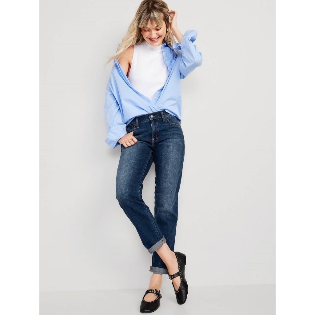 Old Navy Mid-Rise Wow Boyfriend Straight Jeans กางเกงยีนส์ทรงบอย เอวกลาง ใส่แบบพับขาหรือใส่แบบปล่อยก
