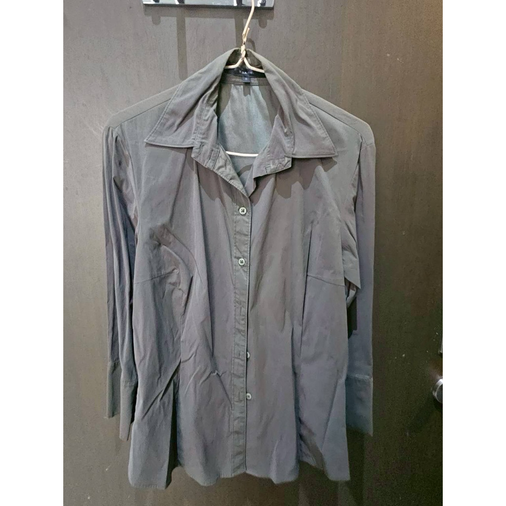 เสื้อเชิ้ต เทาเข้มอมเขียว Xact