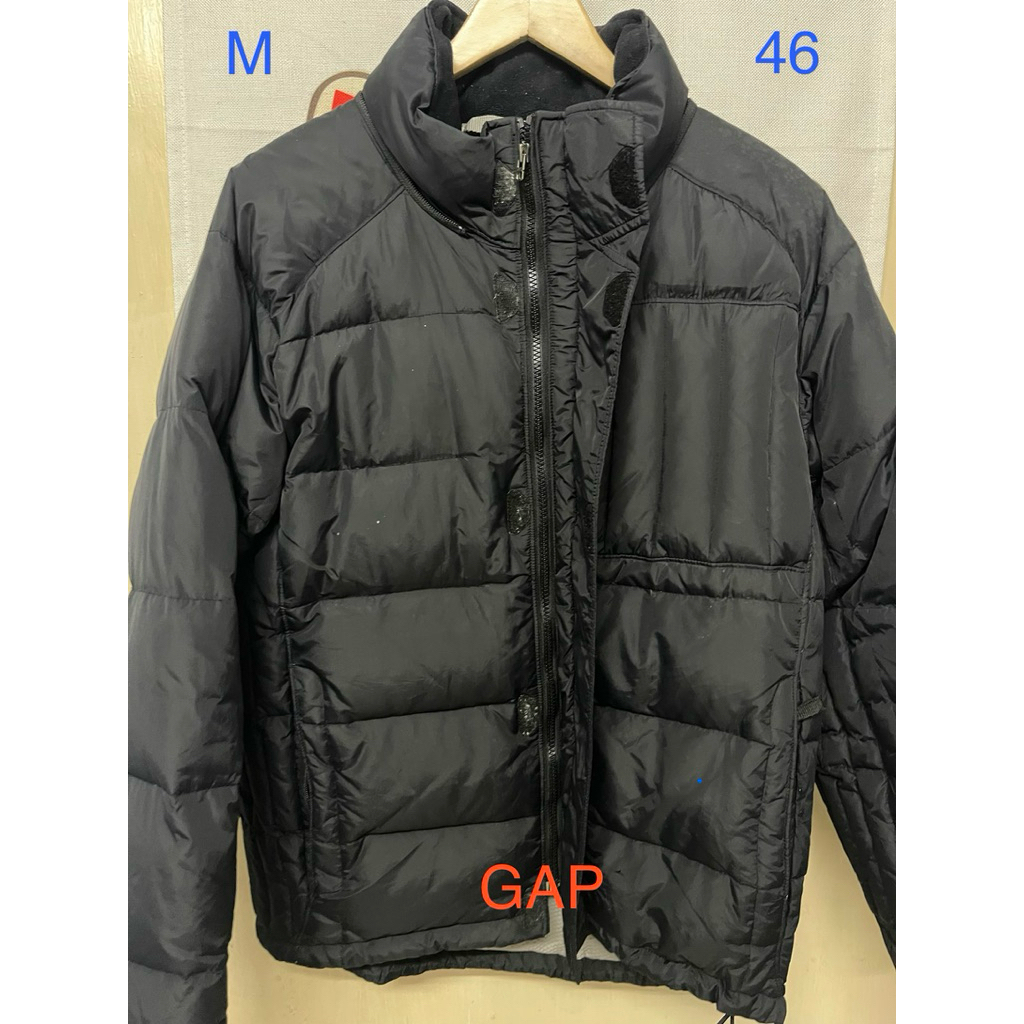 เสื้อกันหนาว จาก Gap