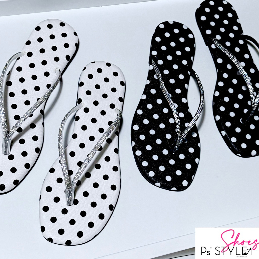 รองเท้าแตะหูคีบเพชร พื้นเรียบ ลาย Polkadot (จุดเล็กจุดใหญ่) พร้อมส่ง