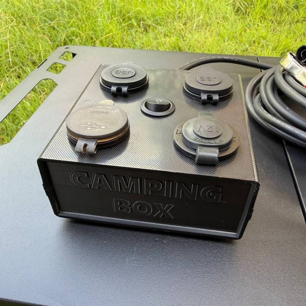 Camping Box กล่องคีบแบตเตอรี่ ไว้ชาร์จโทรศัพท์มือถือ หรือ อุปกรณ์อื่นๆ  Camping Box  DC 12V