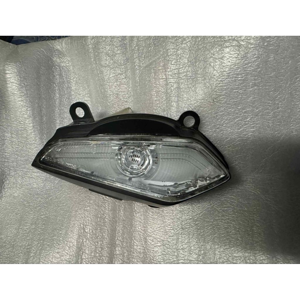 ไฟเลี้ยว​หน้าข้างซ้าย​ Forza​350​ทุกรุ่น​ รหัส33450-K1B-T01ของแท้มือสอง