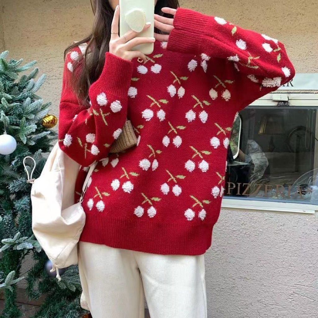 X-Y   พร้อมส่ง หลายแบบ เสื้อไหมพรมสีแดงหนานุ่ม❤️ต้อนรับเทศกาลคริสต์มาส มี6ลาย เสื้อกันหนาว ผ้านุ่มๆ ผ้าหนาๆ เสื้อแขนยาว