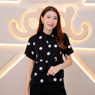 POI Polka Pop เสื้อผ้าเจลลี่คอปกแขนสั้นแต่งชายระบาย มี 3 สี ครีม ดำ น้ำตาล L040I6