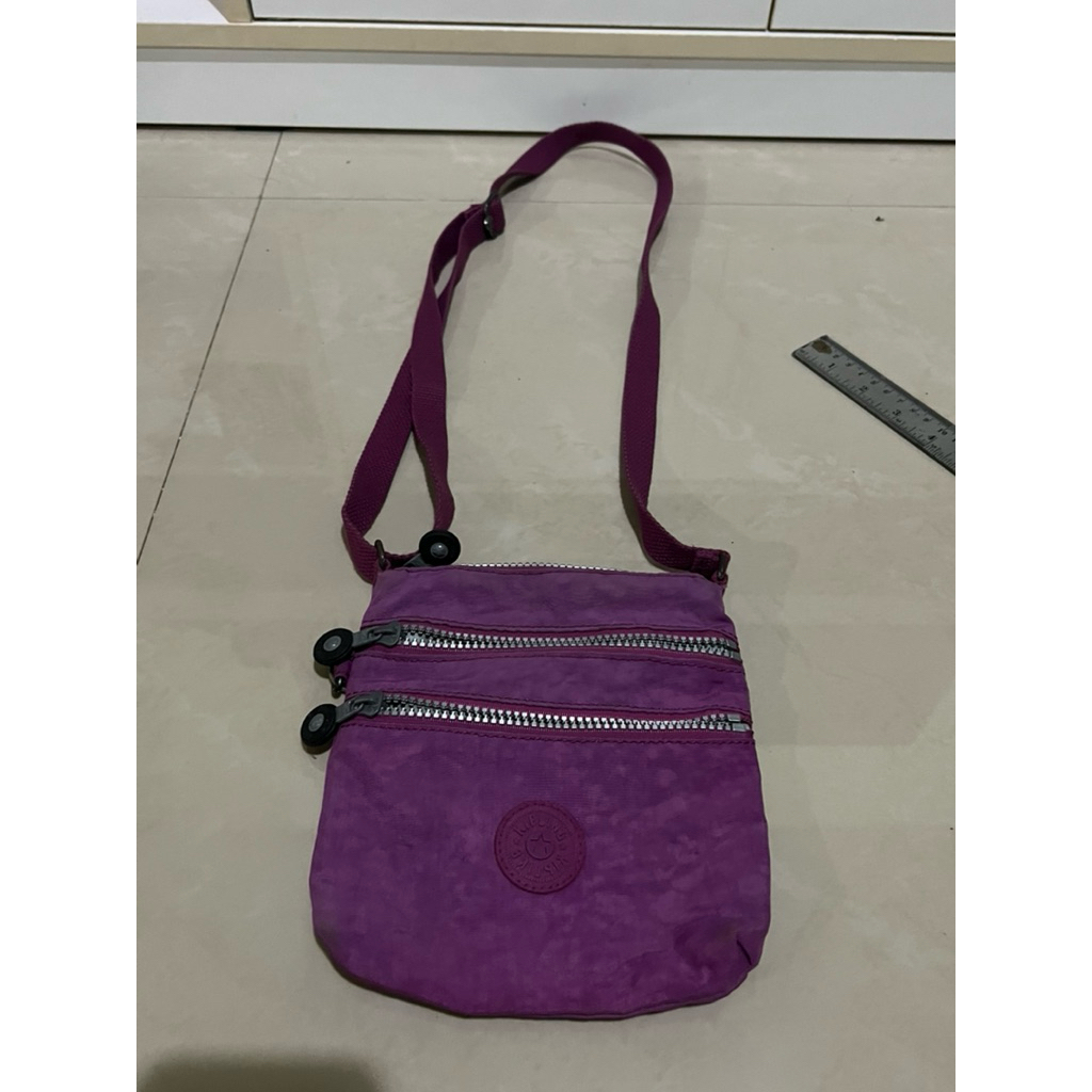 กระเป๋าสะพายkiplingแท้มือสอง