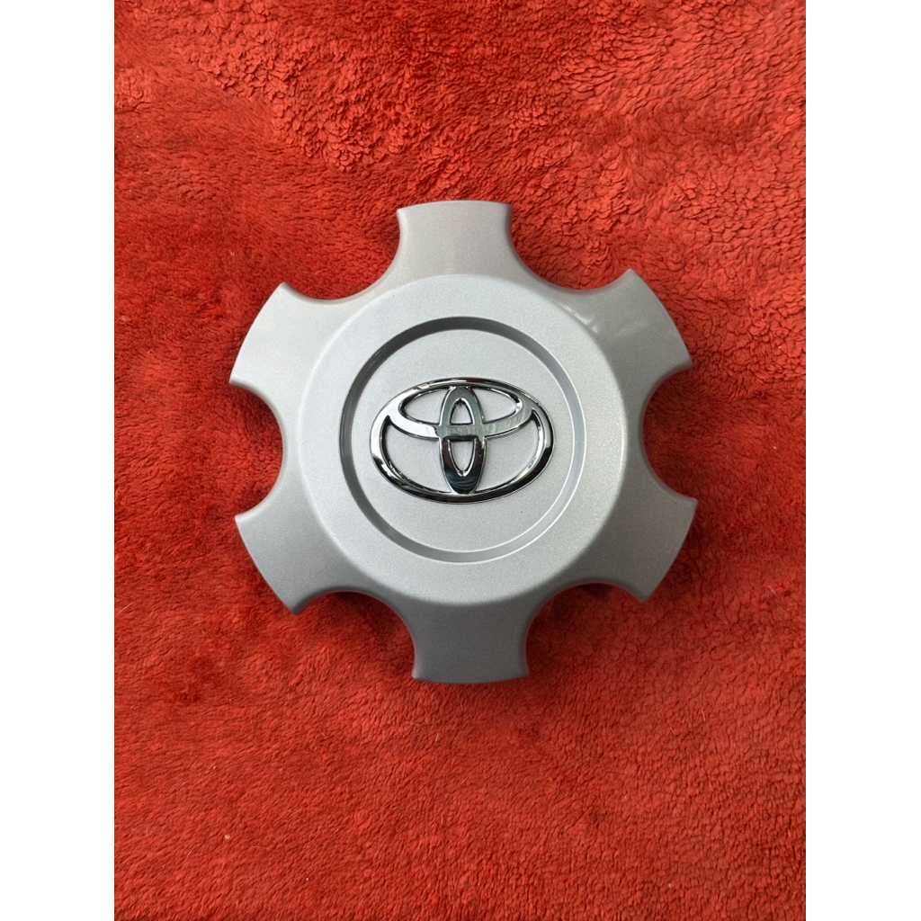 ฝาครอบล้อ ฝาครอบดุมล้อ Toyota Revo, Fortuner (ขอบ17 นิ้ว) มือสองของแท้