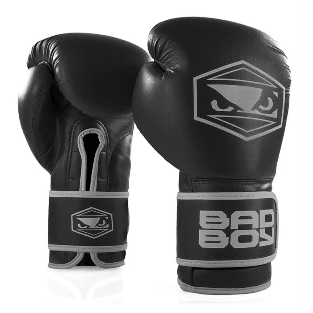 นวม Bad Boy ขนาด 18 oz Bad Boy Strike Boxing Gloves