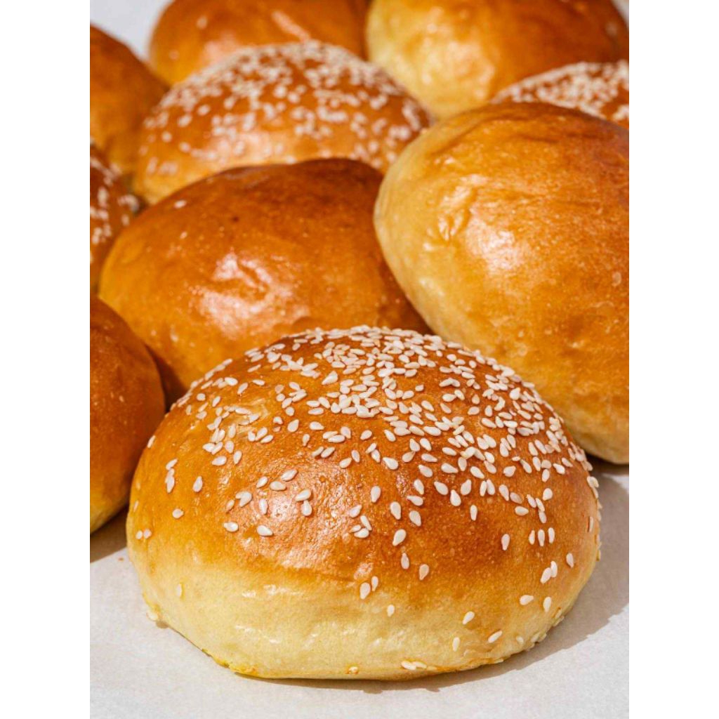 ขนมปังเบอร์เกอร์โฮมเมด 4 ชิ้น 400 กรัม Homemade Burger Buns 4 Pack 400g