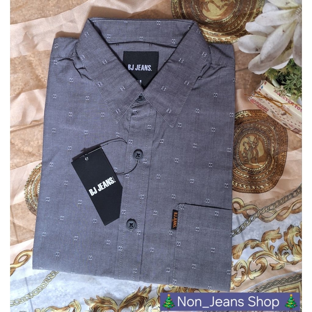 BJ Jeans เสื้อเชิ้ตชาย👨‍🍼 แขนสั้น สีเทาอ่อน แท้จาก SHOP ป้ายครบ🎄
