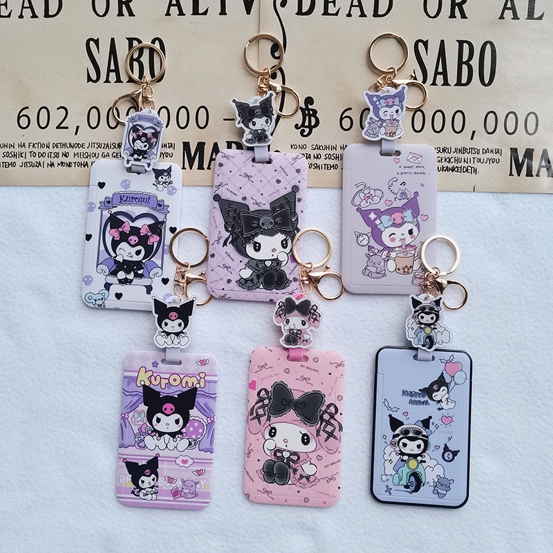 ที่ใส่บัตรลายการ์ตูนคุโรมิ พร้อมพวงกุญแจและสายดึงโยโย่ สามารถใส่บัตร หรือการ์ดอื่นๆ ได้แบบเอนกประสงค์