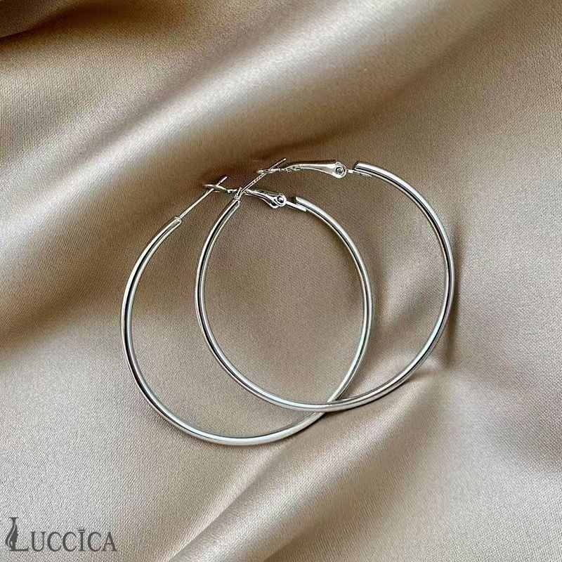 Luccica-ต่างหูสไตล์คนดังขนาดใหญ่แบบใหม่ น้ำหนักเบาและดูสง่างาม ขนาด 6 ซม. ต่างหูห่วงขนาดใหญ่