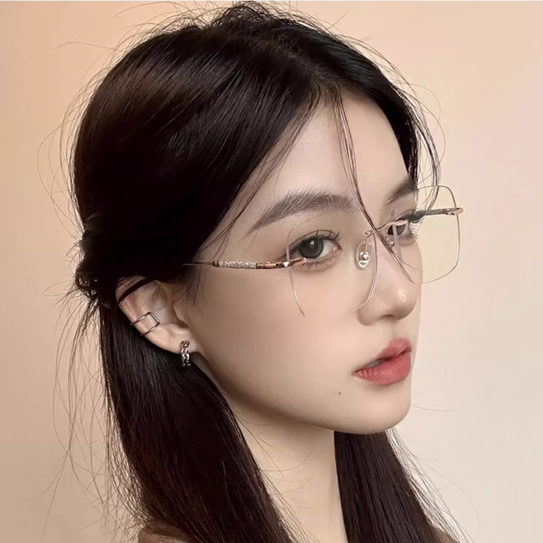 แว่นสายตาสั้น แว่นกรองแสง ฟ้า แท้ ไร้กรอบ เลนส์ออโต้ ออกแดดเปลี่ยนสี กันรังสี Super Auto Lens กันUV99% แฟชั่น unisex 124 ราคา ถูกที่สุด ดีลบีเคเค แกลเลอรีภาพที่ 7