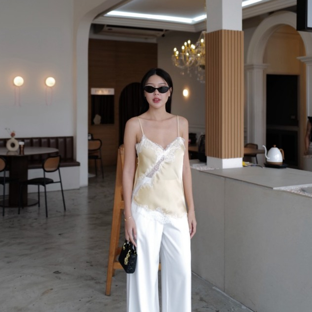 CHILL   Tag INTUON    เสื้อสานเดี่ยวแต่งขอบลูกไม้ ZARA เนื้อผ้าดีพรีเมียมละเอียดมากๆๆ ลูกไม้แต่งใช้แบบอย่างดี ราคา ถูกที่สุด ดีลบีเคเค แกลเลอรีภาพที่ 5