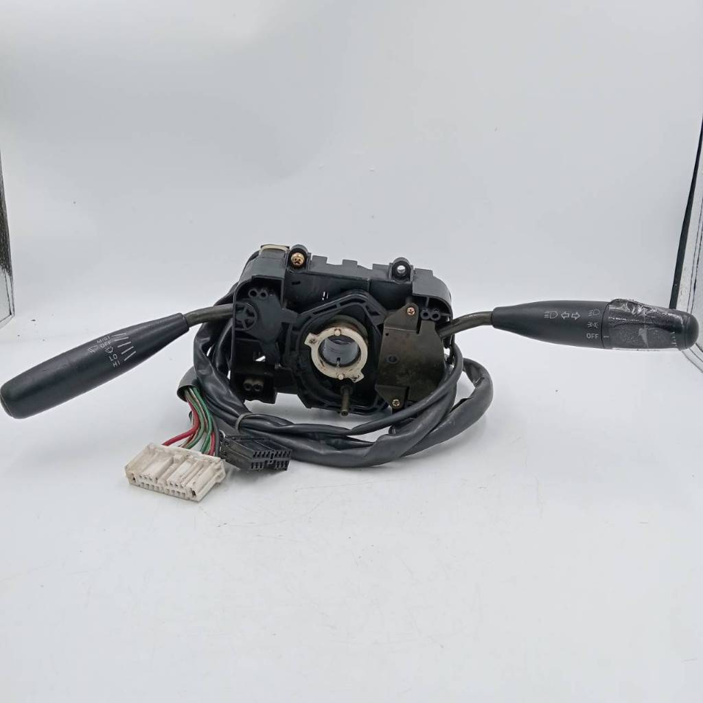 สวิทช์ยกเลี้ยว DAGON EYE (ดาก้อนอาย) มือสอง