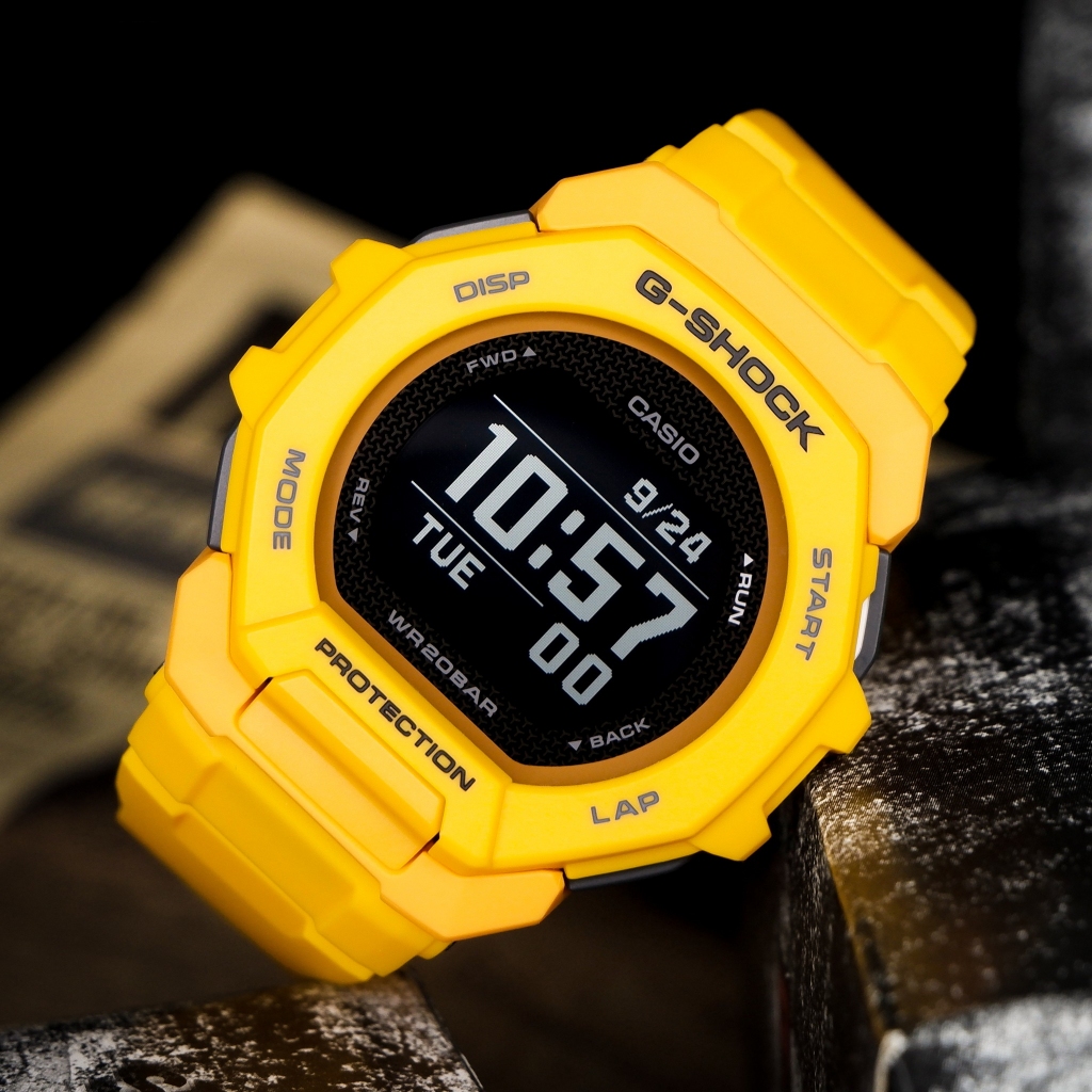 Casio G-Shock นาฬิกาข้อมือผู้ชชาย สายเรซิน รุ่น GBD-300 (GBD-300-1,GBD-300-7,GBD-300-9)