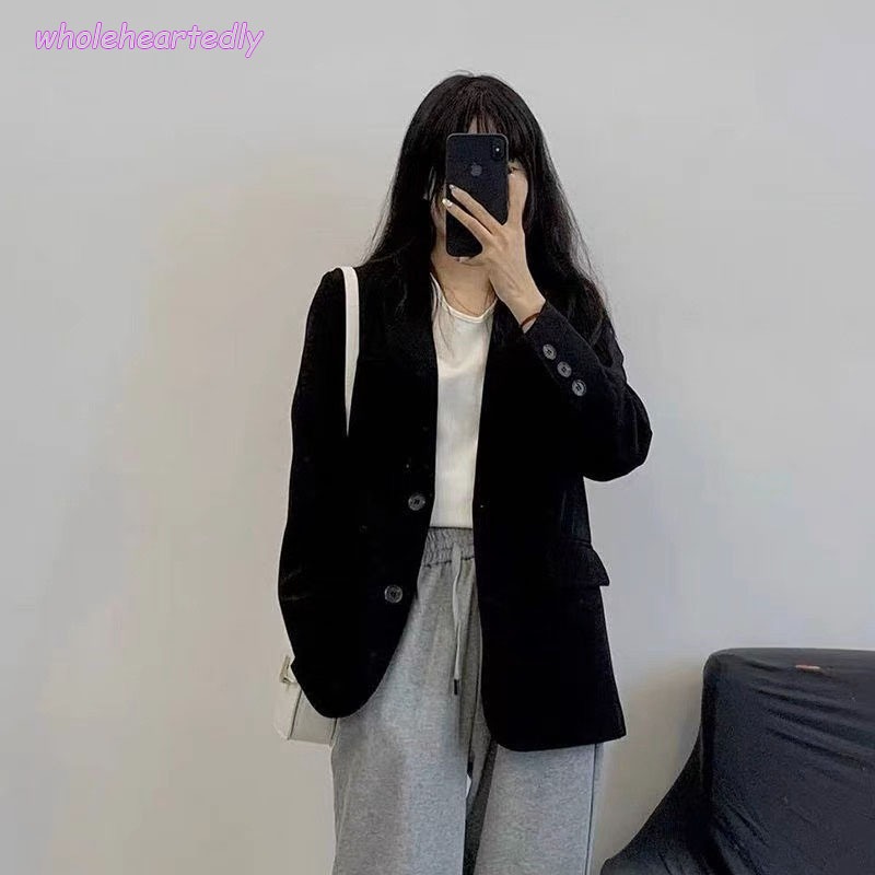 สูทเบลเซอร์ผู้หญิง เสื้อเบลเซอร์แฟชั่นอเนกประสงค์ ทรงเข้ารูป 2กระดุม ใส่ทำงาน สีพื้น ผ้านิ่ม ใส่สบาย