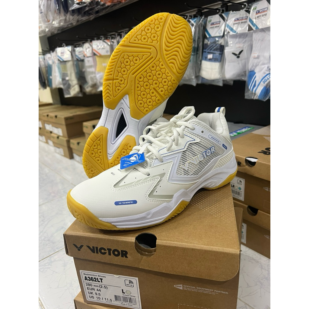 Victor A362LT (รองเท้าเเบดมินตัน)