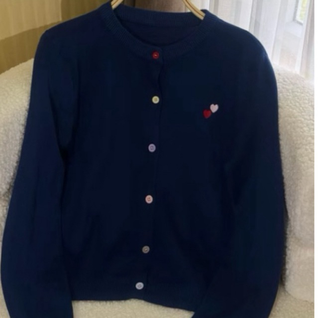 เสื้อคลุมคาร์ดิแกน เสื้อคาดิแกน กระดุมสีพาสเทลหลากสี ปักหัวใจ2 ดวง รุ่น TWIN