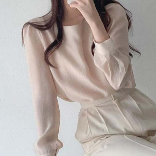 ( เเถมฟรีสร้อยคอ )เสื้อเซิ้ตผู้หญิงสไตส์เกาหลี มี 3 สี  ชมพู ขาว เขียว ผ้าเบาบางสวมใส่สบายให้ลุคน่ารักๆ สีพื้น เเขนพอง