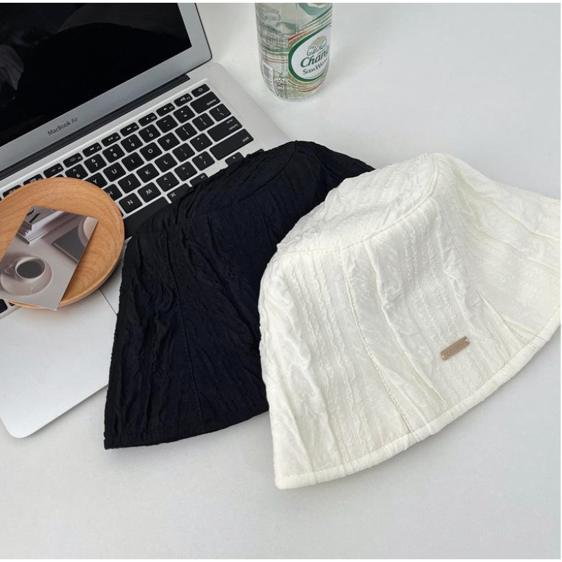 💥ลดล้างสต็อก!! [พร้อมส่งในไทย] MATCH&MORE หมวกบักเก็ตสไตล์เกาหลี ติดแท็ก งานสวยผ้าดี (DM107)