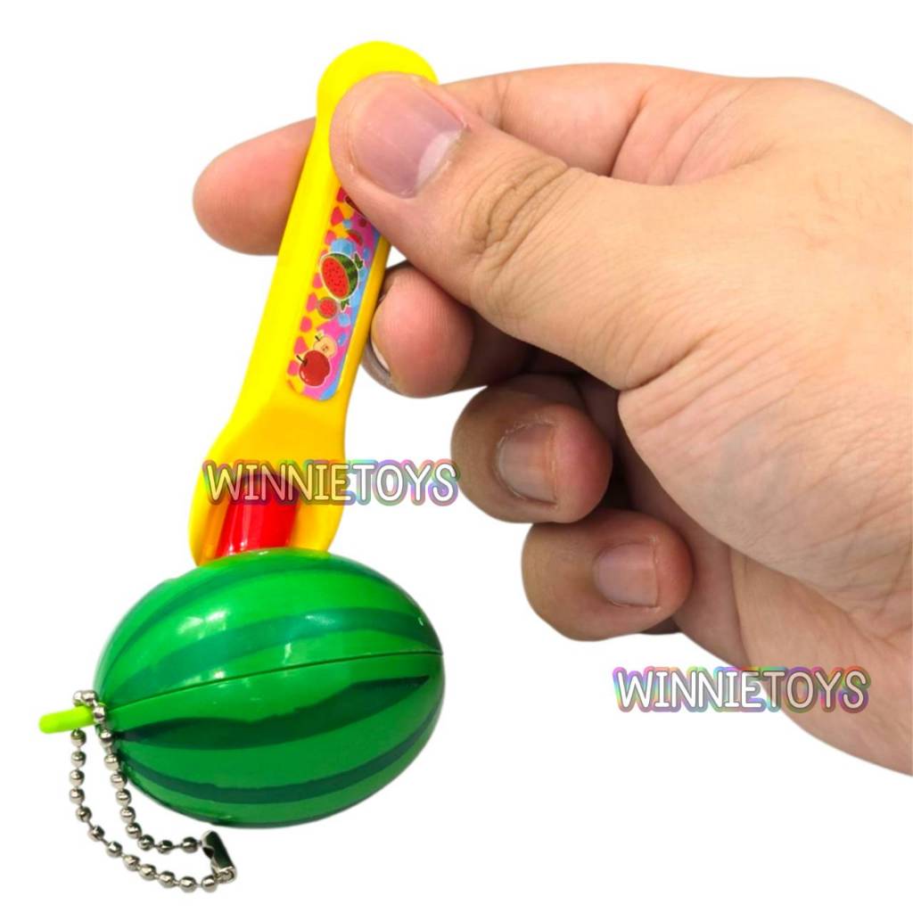 ของเล่น แตงโมจิ๋ว พวงกุญแจ + ช้อน แกล้งป้อน winnietoys - รูปที่ 2