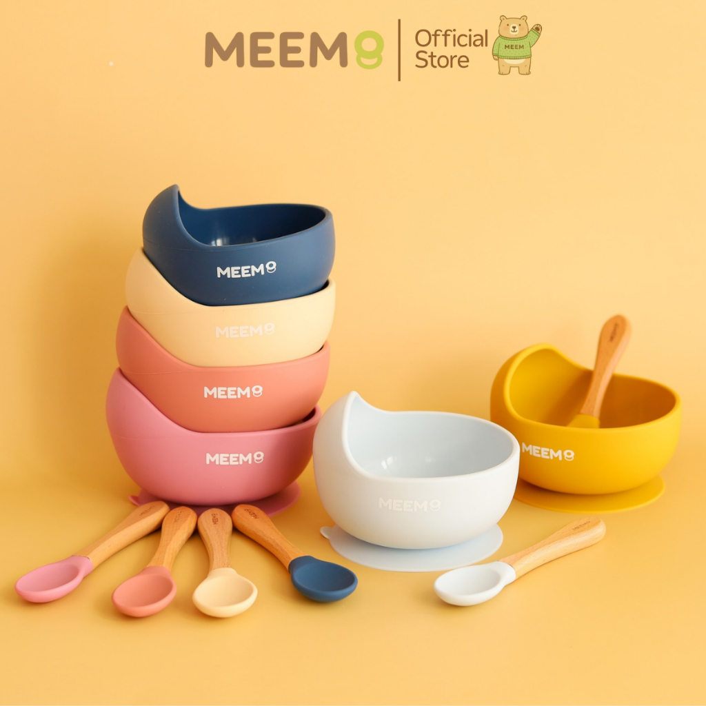 MEEM ชามซิลิโคนเด็ก พร้อมช้อนด้ามไม้ปลายซิลิโคน มีฐานดูดโต๊ะแน่น ปัดไม่ตก (Colorful Series)