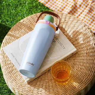 PANDA แก้วเก็บความร้อนสแตนเลส 900ML มาพร้อมกับที่จับ พร้อมหลอดดูด แก้วน้ำกลางแจ้ง/ในรถยนต์แบบพกพา