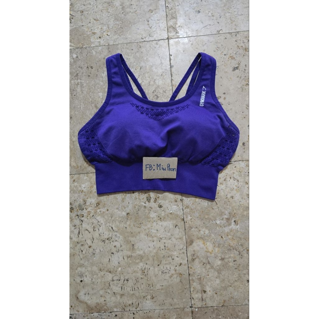 สปอร์ตบรายิมชาร์ค Gymshark ผญ. มือสองแท้ 100%