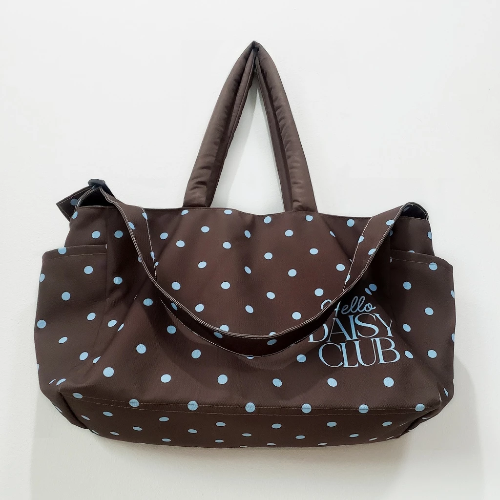 Hello Daisy- Brownie collection สีน้ำตาลลายจุดฟ้า กระเป๋าแบรนด์ไทย สายสะพายนุ่มนิ่มr