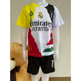 เสื้อบอลเด็กรุ่นพิเศษแขนสั้น ทีมรวม ชื่อโรนัลโด้ เบอร์7ปี202…