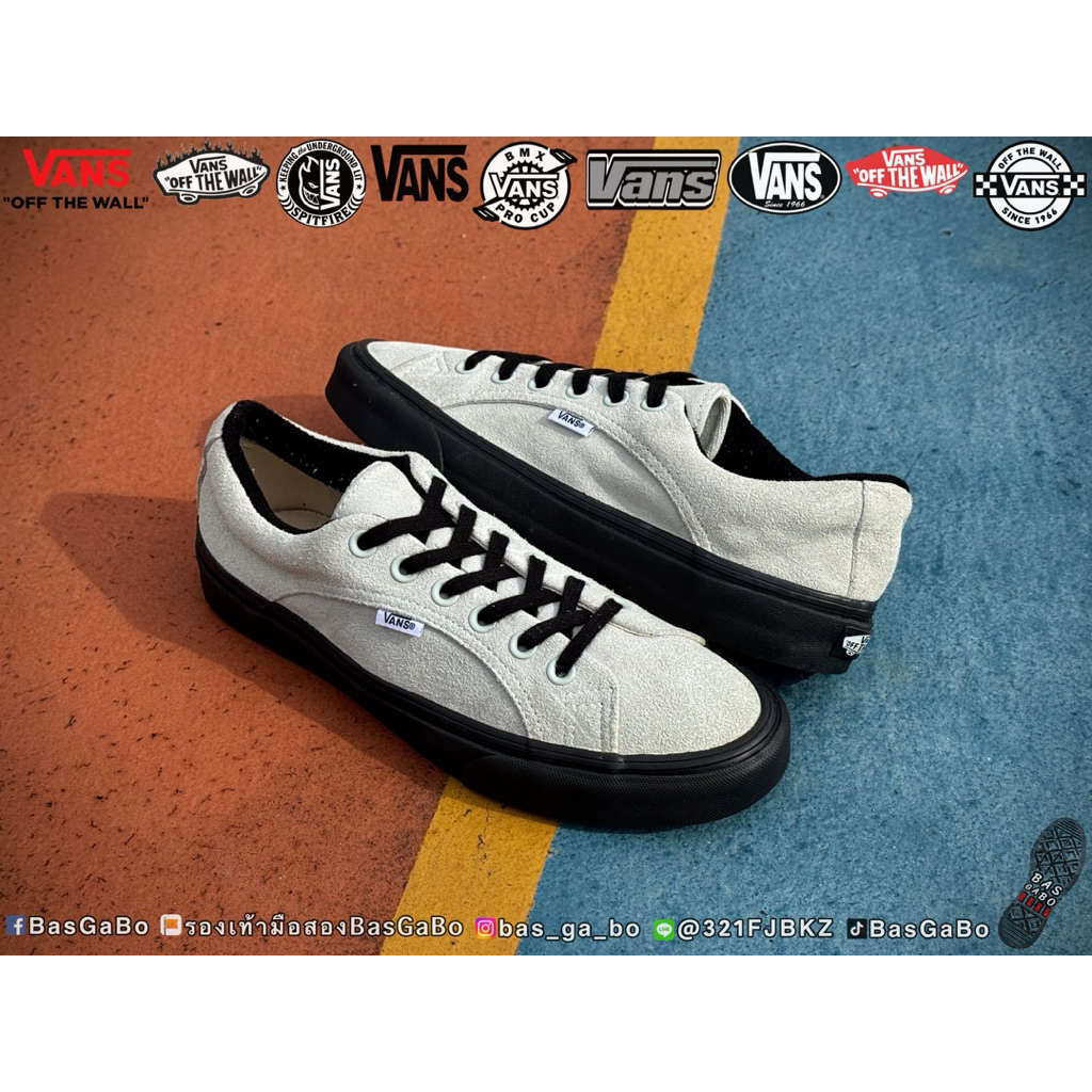 VANS LAMPIN BLUE FLOWER - BLACK รองเท้ามือสอง Vansมือสอง รองเท้าVans รองเท้าVansมือสอง รองเท้า แวนมื