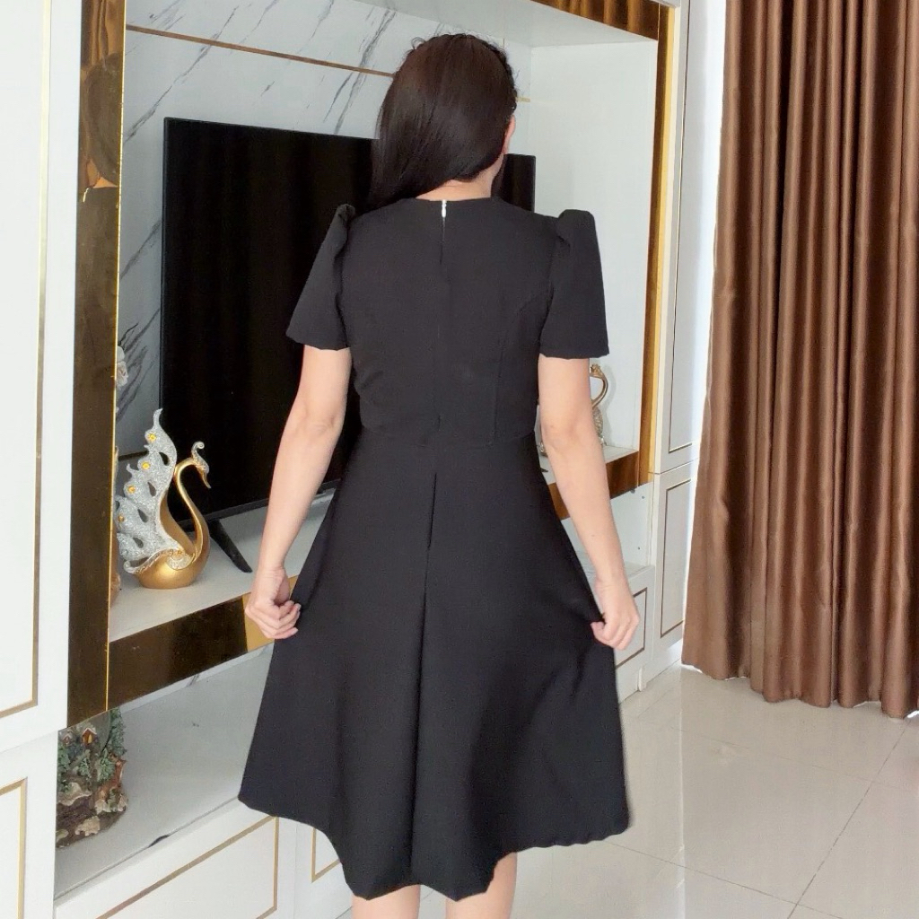 รอของ2-4วัน ชุดเดรสสีดำสุภาพผ้าบาบี้เปเป้ผ้าไม่บางใส่สบายด้านหลังซิปซ่อน - รูปที่ 5