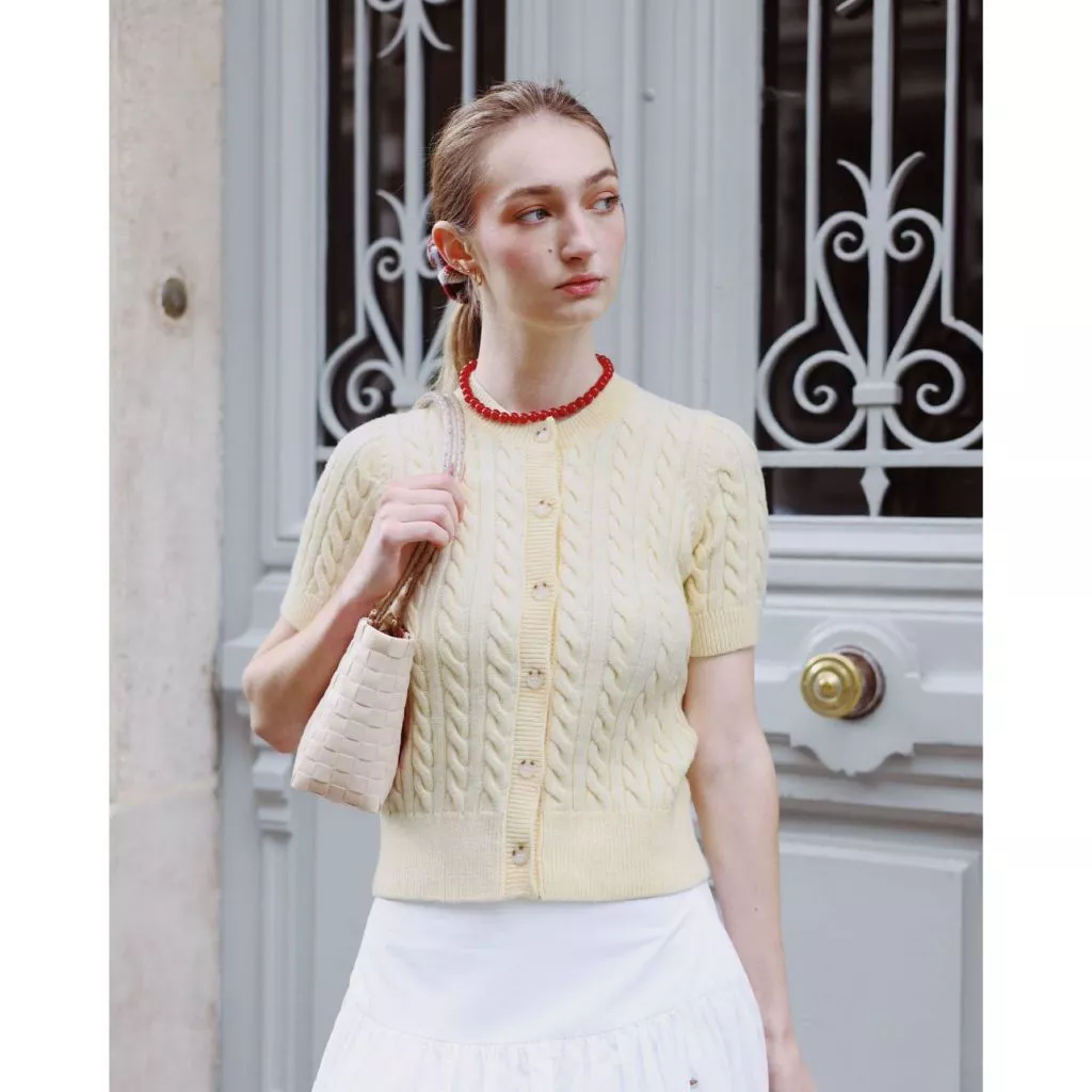 knitCircle - Classic Short Sleeve Cable Cardigan (5 สี) เสื้อไหมพรมแขนสั้น ผ่าหน้า มีกระดุม ลายทอโซ่ตลอดทั้งตัว